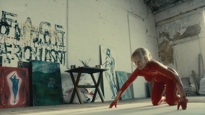 МиАнна Бьюринг (MyAnna Buring)