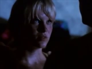 Nicholle Tom