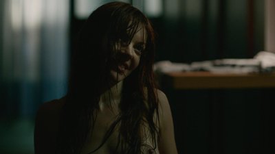 Николь ЛаЛиберте (Nicole LaLiberte)