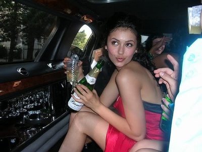 Nina Dobrev