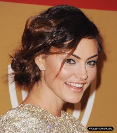 Phoebe Tonkin