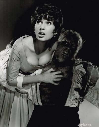 Yvonne Romain