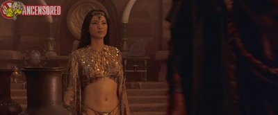 Kelly Hu