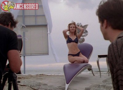 Nicki Aycox